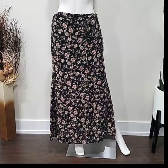 Free People Dresses & Skirts - Free People Bijou Maxi Skirt Size 8 Floral